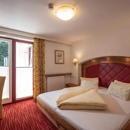 Hotel Alpenrose Hotel-garni 2*